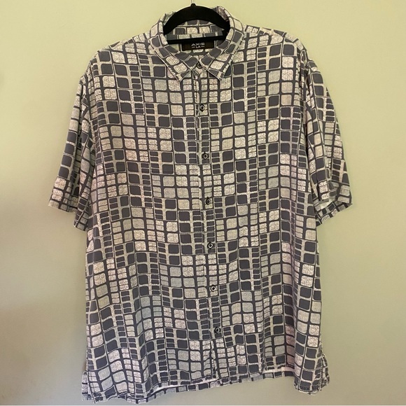 XL mens abstract vintage short sleeve button up shirt. 90s or 80s fun shirt - Picture 1 of 4